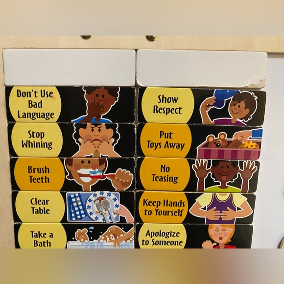 Melissa & Doug Deluxe Wooden Magnetic Responsibility Chart With Magnets - Picture 7 of 15